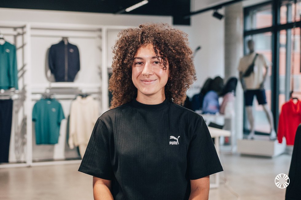 Rencontrez Tessa, Gestionnaire Commercial - PUMA