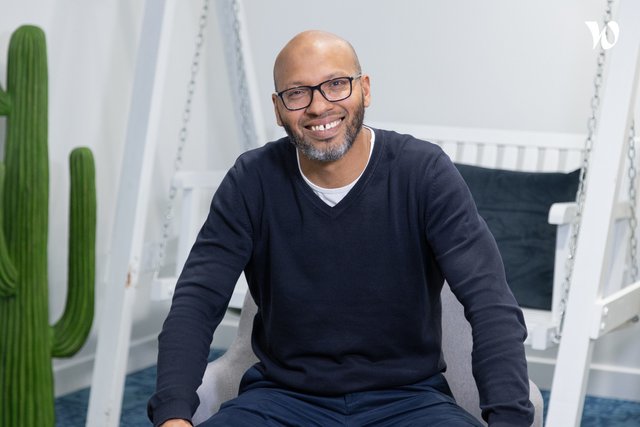 Rencontrez Abdelkrim, Responsable équipe process - VIDAL