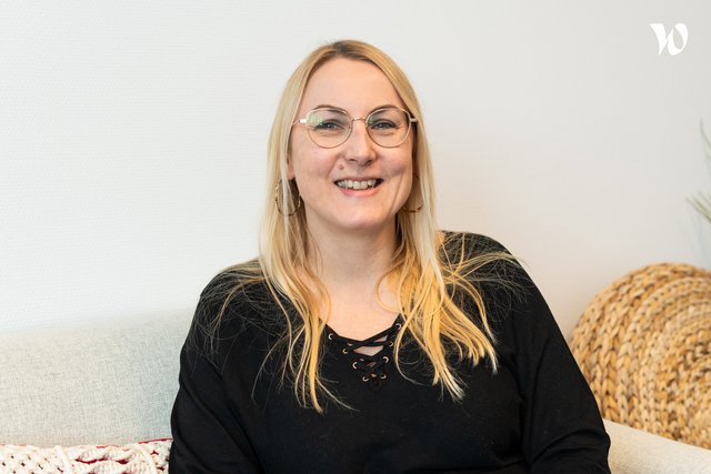 Rencontrez Monika, Responsable de Rédaction - HAPPYWOOL.COM