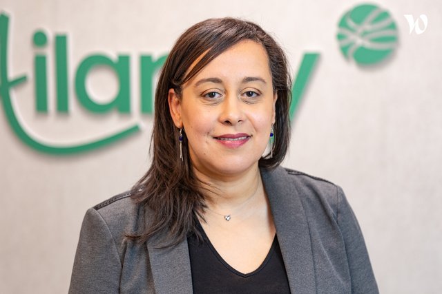 Rencontrez Radia, Directrice Associée