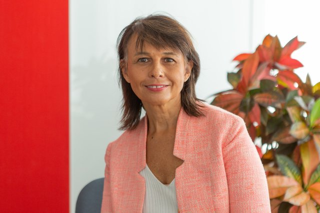 Rencontrez Véronique, Directrice Communication et RSE - Swiss Life France