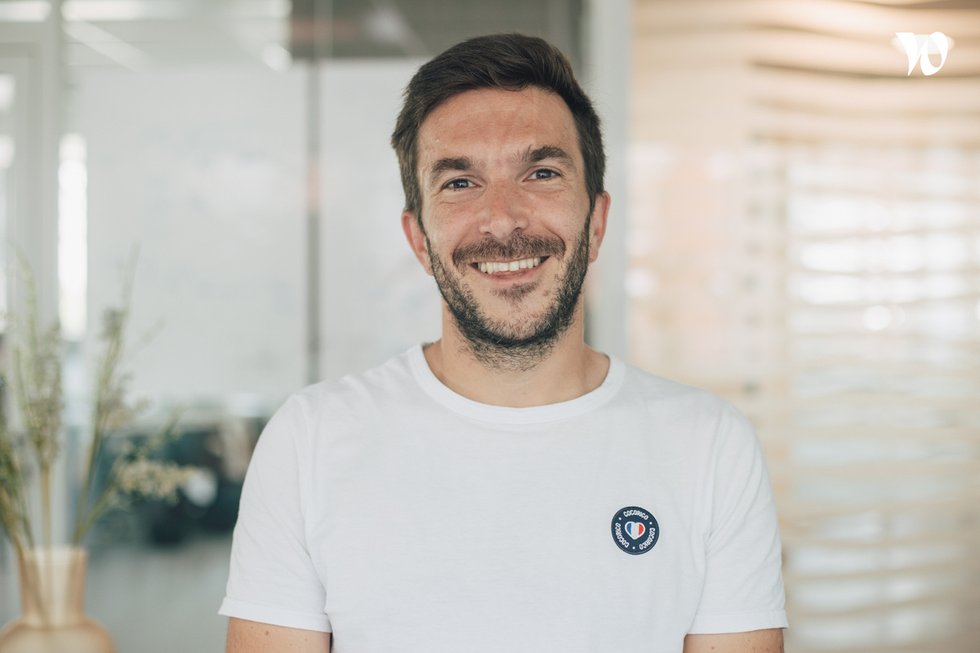 Rencontrez Elliot, Responsable Marketing Digital - Funbooker