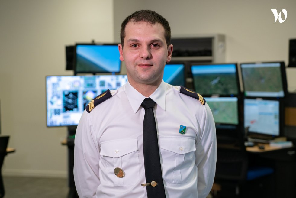 Rencontrez Sergent-Chef Kévin, Moniteur simulateur de vol - armée de l'Air et de l'Espace