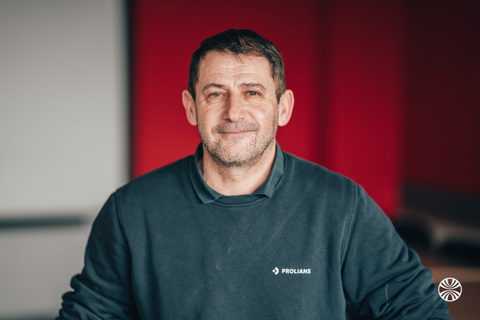 Rencontrez Francis, Conseiller de Vente Logistique - DESCOURS & CABAUD