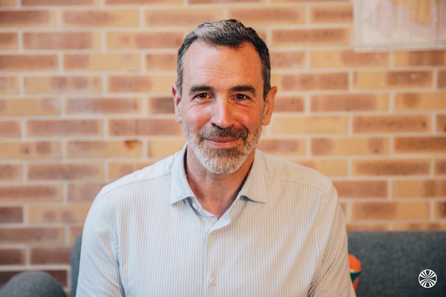 Rencontrez Ludovic, Directeur Commercial - Groupe Neocorner