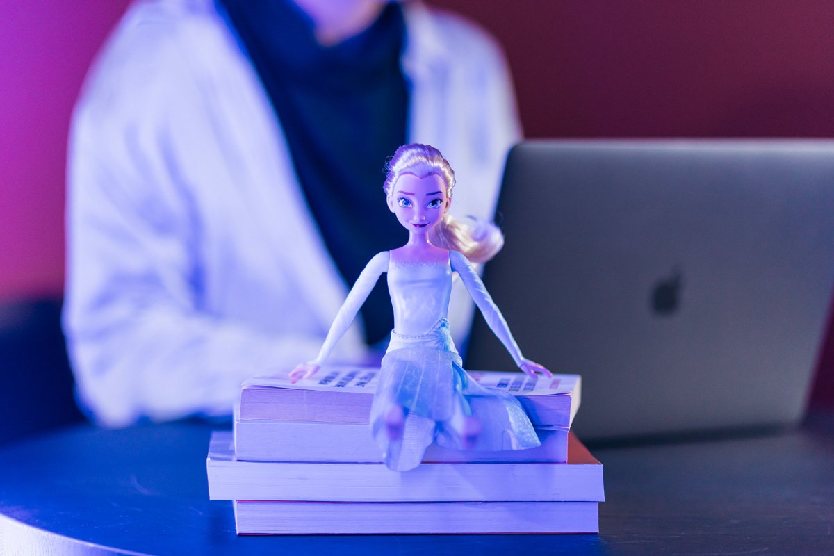 La Reine Des Neiges A Un Sens Cache Sur Le Travail