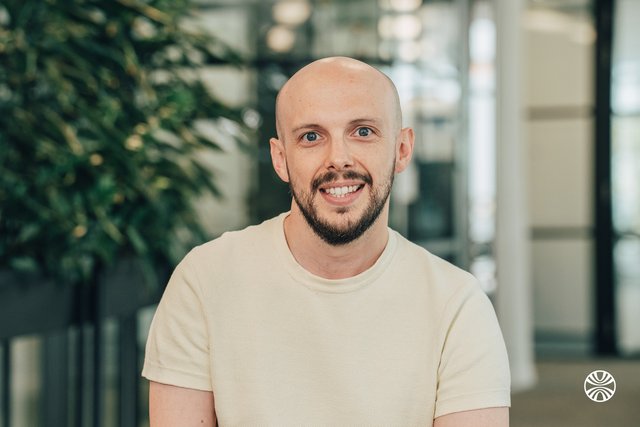 Rencontrez Savinien, Directeur de Mission - Eurogroup Consulting