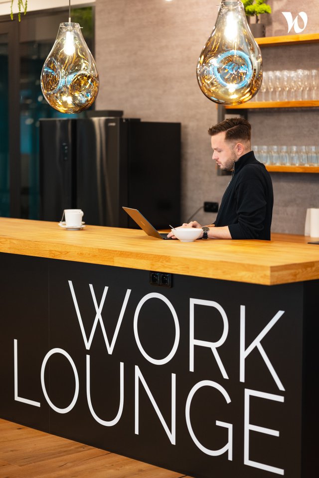 WorkLounge