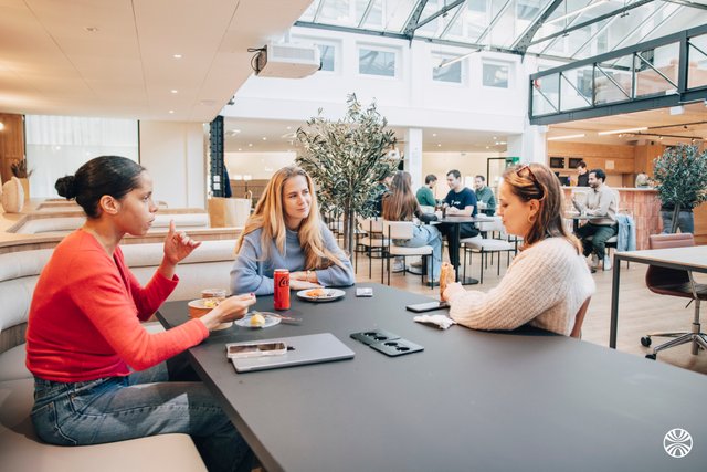 YOUSIGN (soon-to-be YOUTRUST)