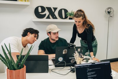 EXO