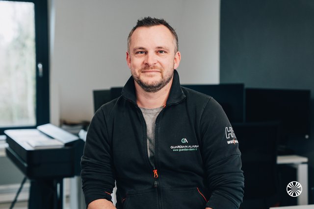 Rencontrez Maxime, Technicien de Maintenance - GUARDIAN ALARM