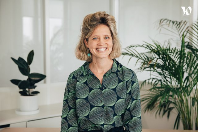 Rencontrez Julie, Head of Legal & HR - Elax Energie