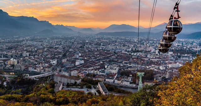 Banque Populaire Auvergne Rhône Alpes