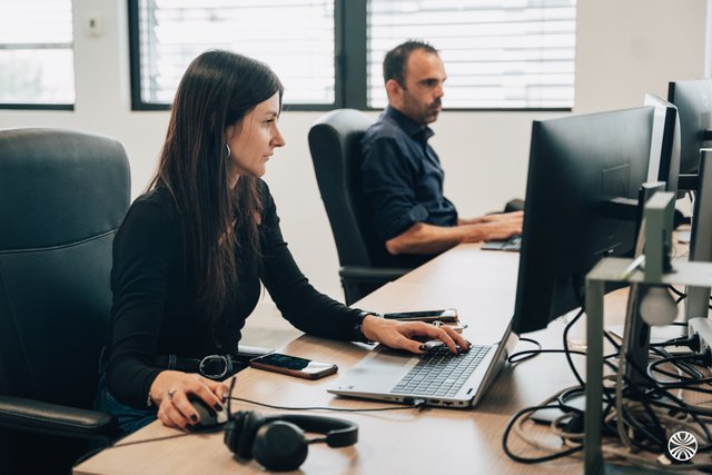 UXCO Group - Ecla & UXCO Student