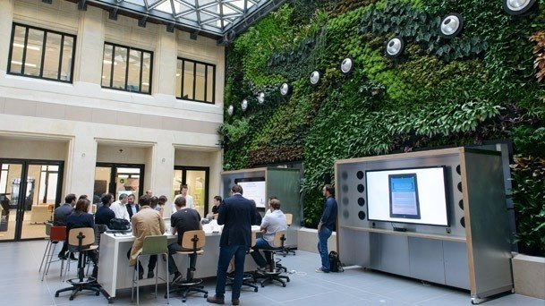 Au coeur du Village by CA : espace d'open-innovation prometteur