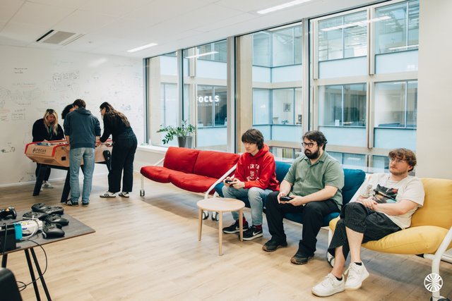 PULLUP Entertainment