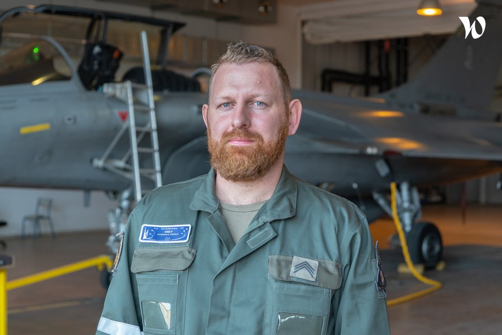 Rencontrez Sergent-Chef Adrien, Technicien systèmes embarqués  - armée de l'Air et de l'Espace