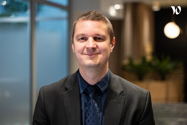 Rencontrez Alexandre, Directeur Adjoint Marketing & Communication - Caisse d'Epargne Ile-de-France