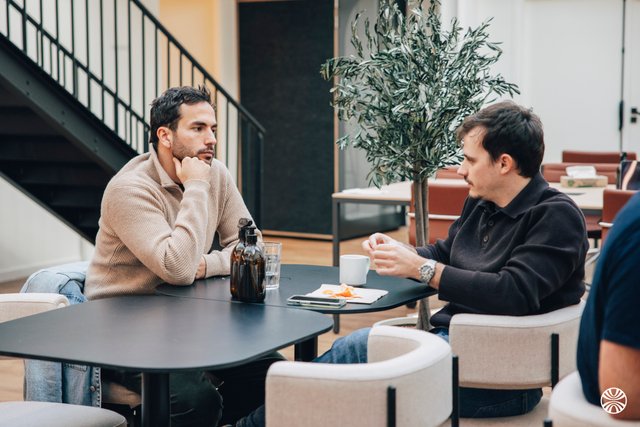 YOUSIGN (soon-to-be YOUTRUST)