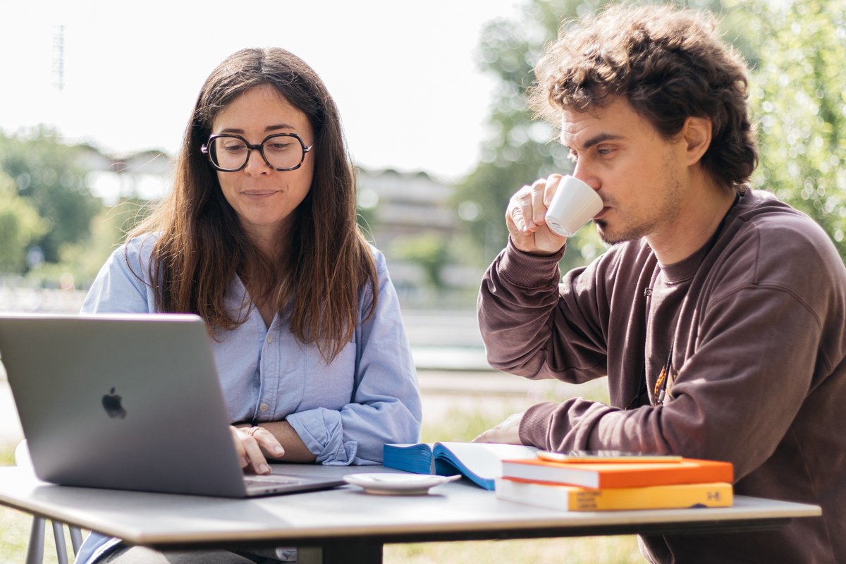 Après le coworking, le bureau opéré devient la nouvelle tendance au  travail 