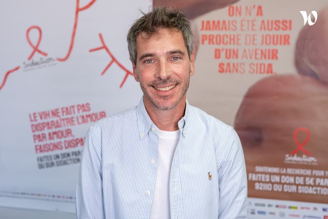 Rencontrez Alexandre, Directeur de la communication - Sidaction