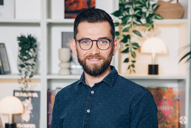 Rencontrez Adrien - Développeur commercial - Groupe Audeo (Servyr, Hélium, Exper-IS)