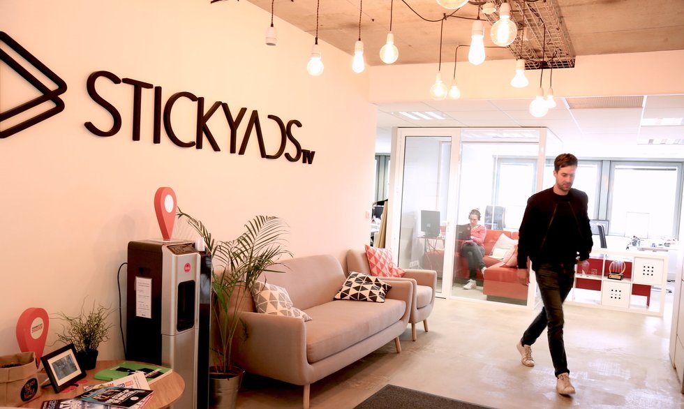Visite des bureaux de Sticky Ads, Pépite de la FrenchTech | Design et cosy
