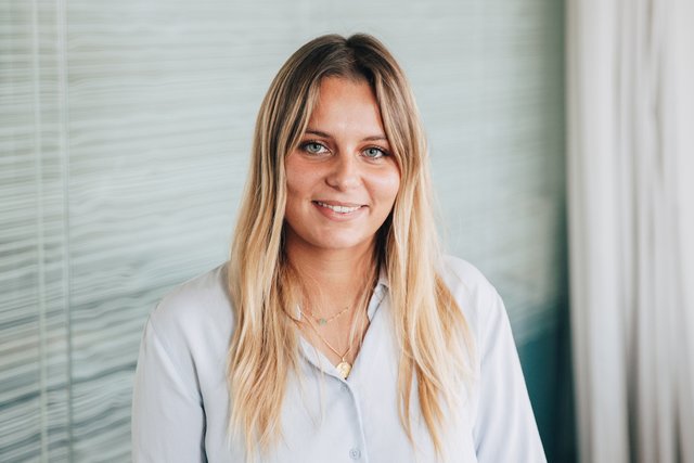 Rencontrez Juliette, Responsable des Offres Individuelles - APRIL