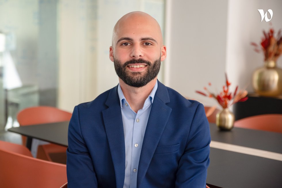 Rencontrez Amine, Manager Assurance - Exiom Partners