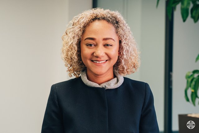 Rencontrez Malleka, Directrice du contrôle de gestion - MODELABS