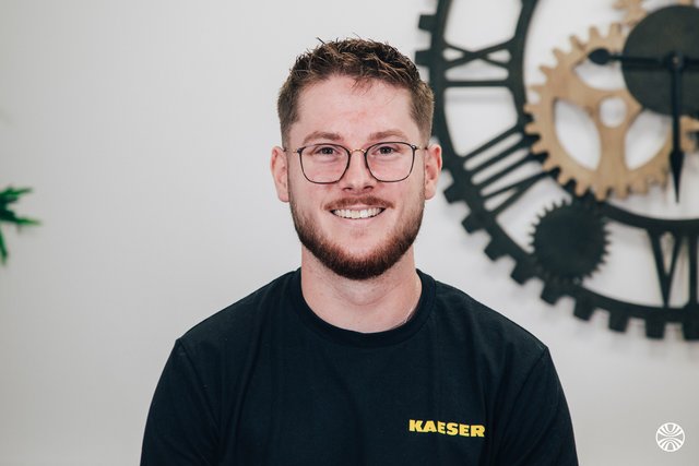 Rencontrez Benjamin, technicien itinérant - Kaeser Compresseurs France