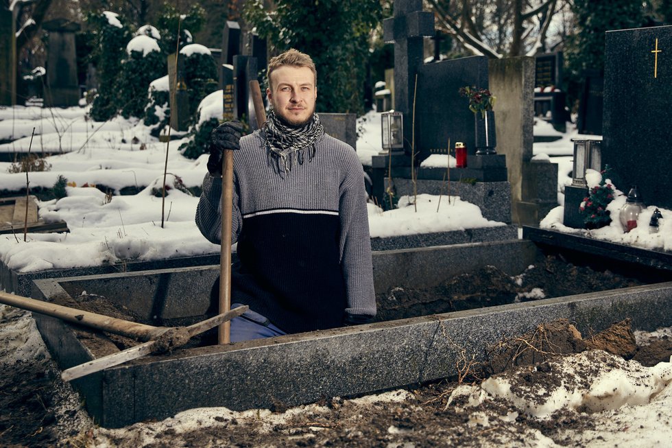 S hrobníkem o tom, jak si zamilovat práci, do které se nikomu nechce