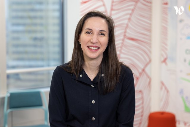 Rencontrez Caroline, Responsable des études économiques - TotalEnergies