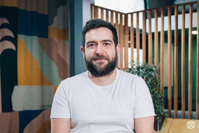 Rencontrez Romain, Responsable des Partenariats - matterz. (WIZBII & obendy®)