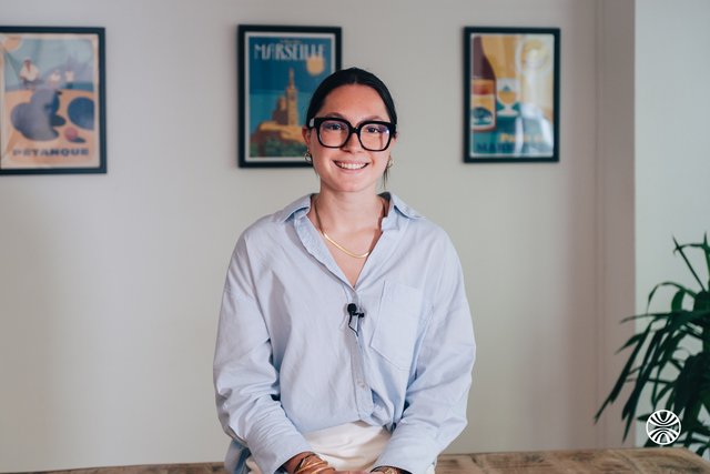 Rencontrez Clara, Responsable communication - Monetech