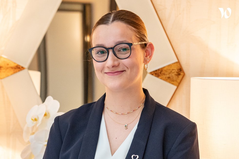 Rencontrez Monica, Cheffe de réception - Inwood Hotels