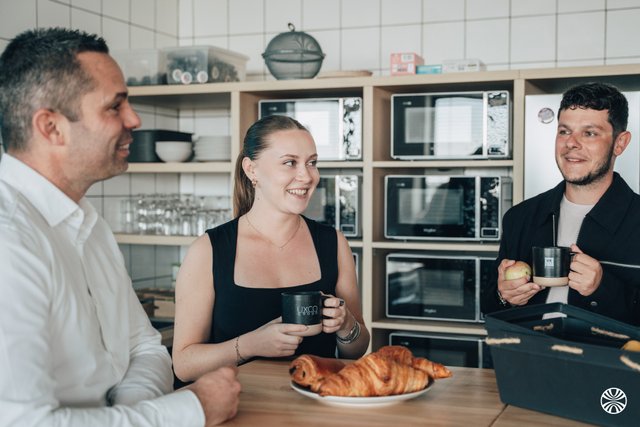 UXCO Group - Ecla & UXCO Student