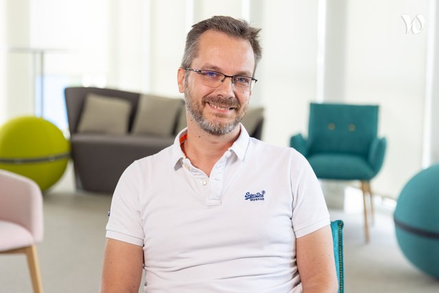 Rencontrez Gwenaël, Ingénieur de développement et de conception  - CASDEN Banque Populaire