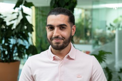 Rencontrez Karim, Télévendeur