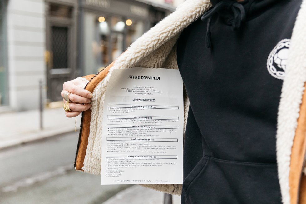 Arnaques dans les offres d'emploi : comment détecter et éviter les pièges courants