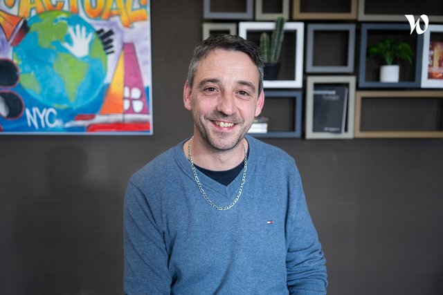 Rencontrez Alexandre, Chargé d'Insertion - Agences d'Emploi : Généraliste, Spécialisée et Insertion