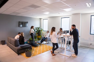 Sofacto devient Frisbii