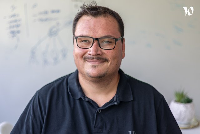 Rencontrez Antoine, Co fondateur - DEVOLA GROUP