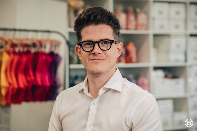 Rencontrez Tom, Directeur IT et digitale - ERES