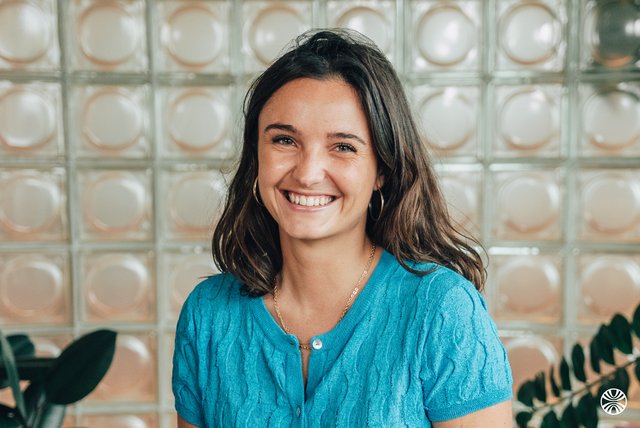Rencontrez Mona, Business Development Representative - Beev