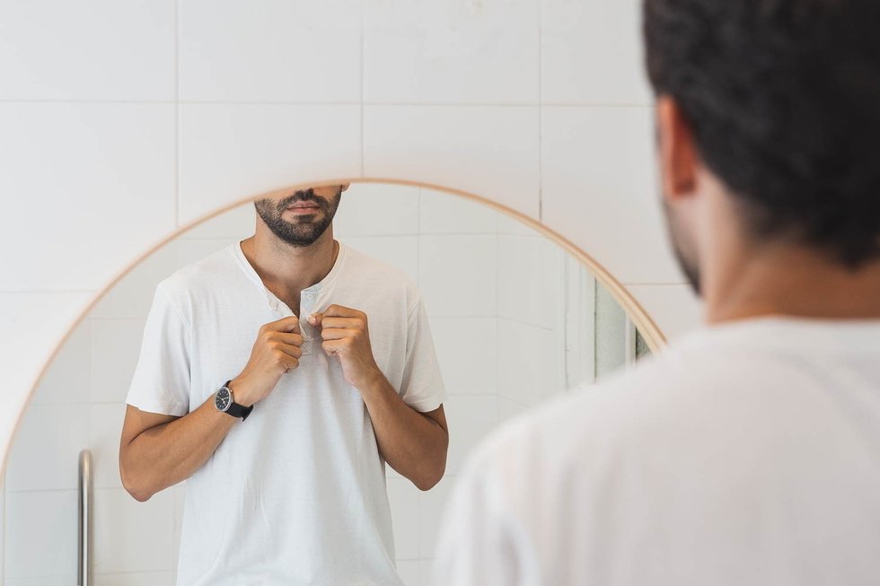 Être le "p'tit nouveau de sa boîte" en télétravail forcé, ça se passe comment ?