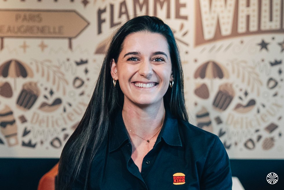 Rencontrez Charlotte, Conseillère franchise - Burger King France