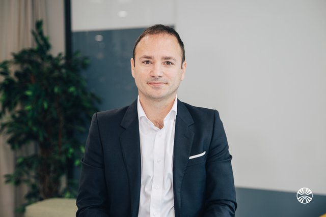 Rencontrez Nicolas, Directeur Relation Clients - VIAMEDIS