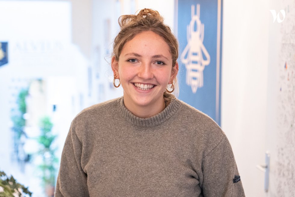 Rencontrez Anne Fleur, Stage Chef de projet RH - Alveus