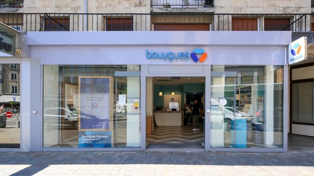 CINECOM, 1er partenaire de BOUYGUES TELECOM